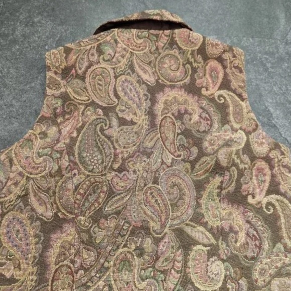 Vintage Tabi button up paisley tapestry vest - Picture 7 of 7